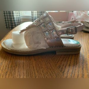 Cute. Little girls “ bling” design summer sandel